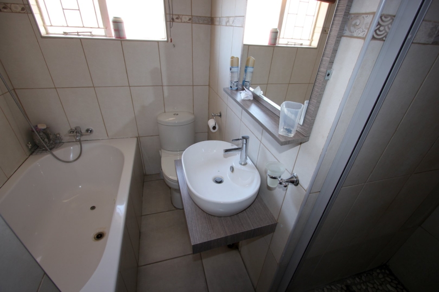 4 Bedroom Property for Sale in Riebeeckstad Free State